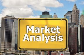 traffic sign note of market analysis