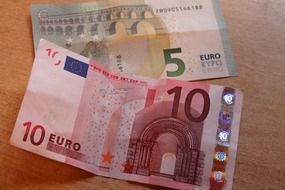 euro currency banknotes