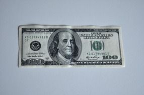 one hundred dollar bill