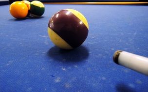billiards blue purple ball