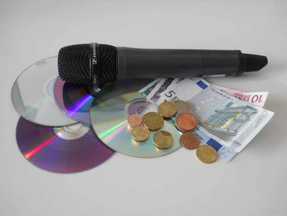 microphone and money on the table