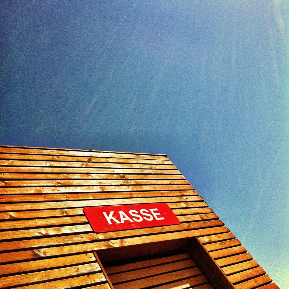 Kasse sign on a Wooden building