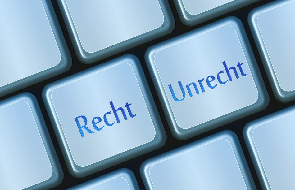 recht and unrecht button drawing