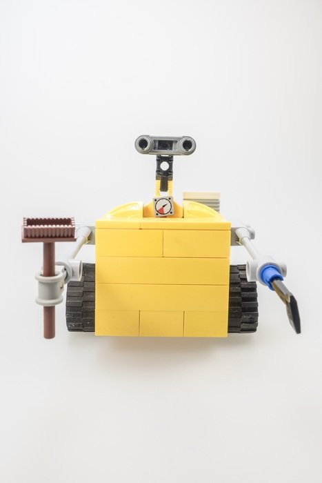 machine with control of Lego