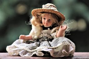 Doll Retro