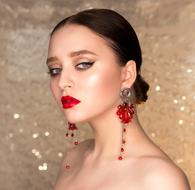 incredibly beautiful Woman Fashion