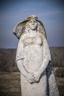 Beautiful statue of the woman