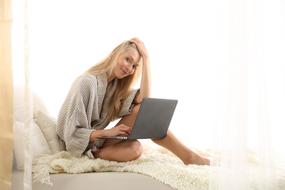 Bed Woman Work laptop