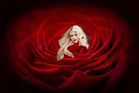 Woman red rose