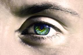 men green eye