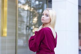 glamour blonde