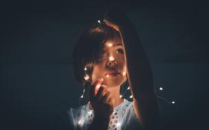 String Lights Dark face