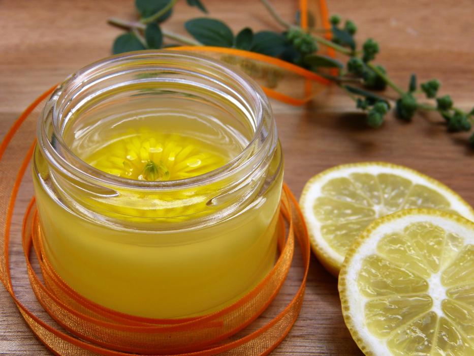 essential oil with calendula for body care