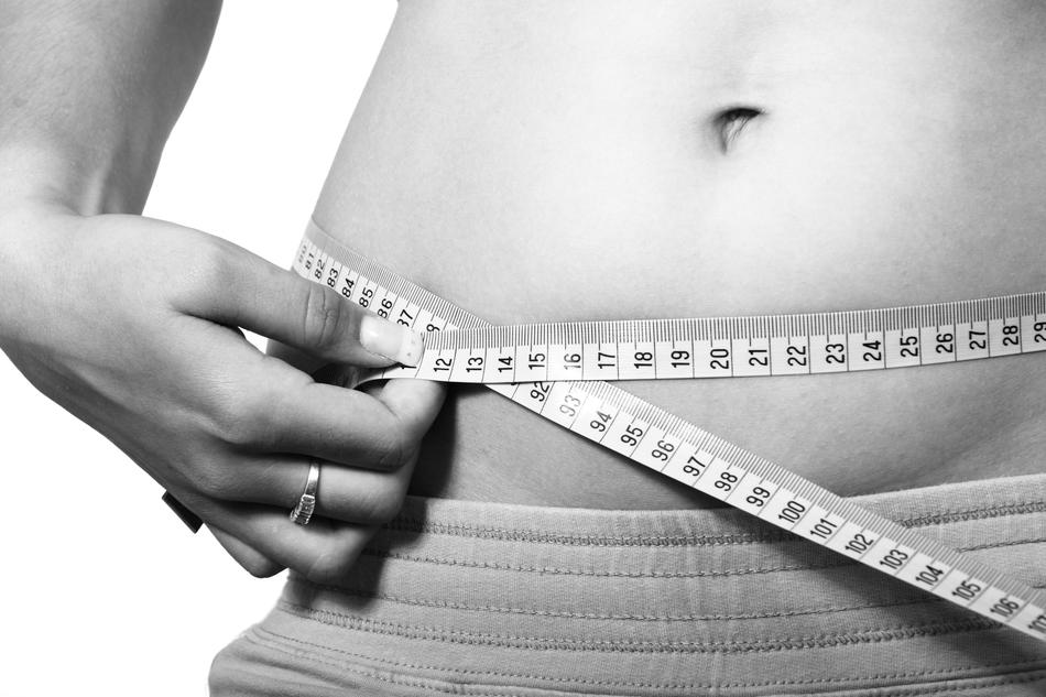 monochrome photo of Belly Body measure