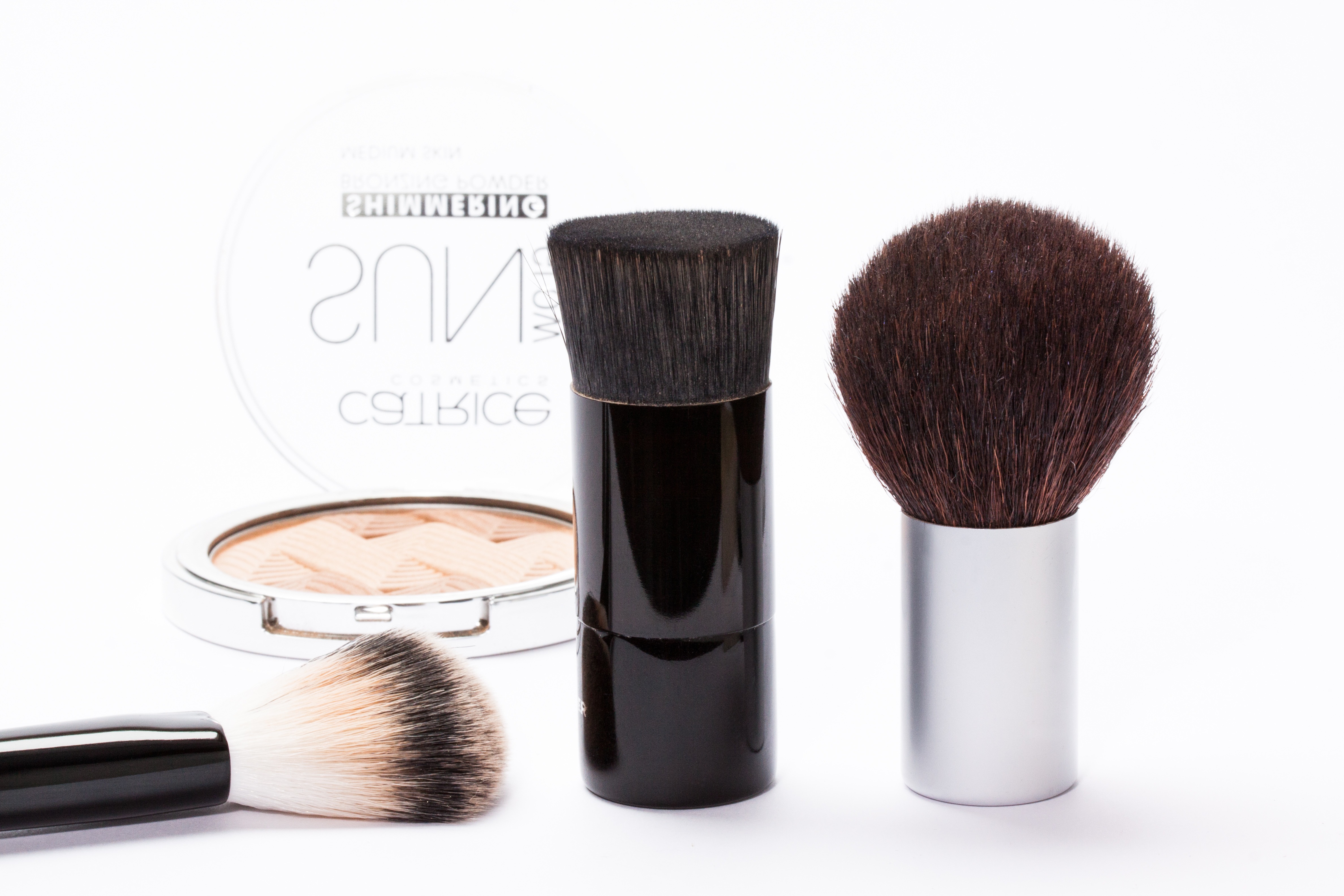 Fluffy makeup brushes free image download