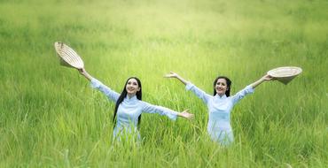 Woman Green grass