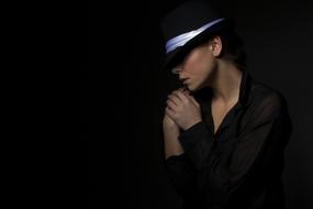 Model Young Fashion dark