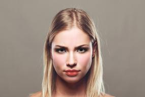 portrait of a blonde with big lips