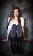 Fashion Portrait of brunette Woman