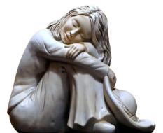 girl beautiful stone statue