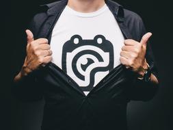 Tshirt Guy fashion