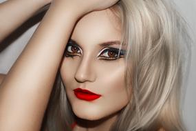 Woman Fashion make up