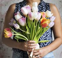 Attractive Beautiful flowers hands