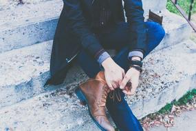Guy jeans shoes
