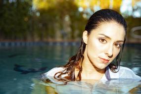 Fashion Portraits waman water