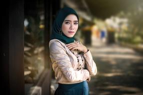 arab woman posing on blurred background