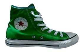 Sneakers green