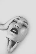Model Milk Bath face
