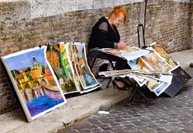 photo of a street artist in Rome, Italy