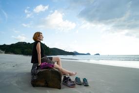 Beach Sit Legs girl