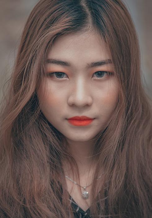 Pmagnificent portrait Girl