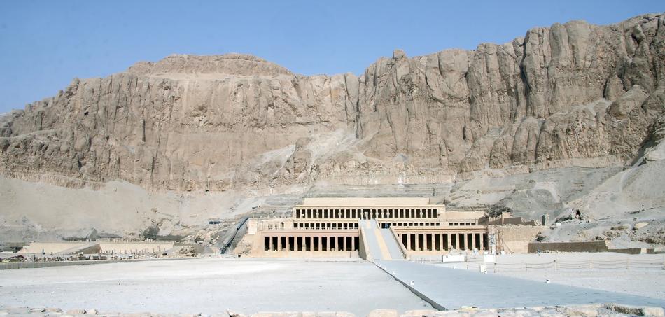 valley of the queens in Egypt