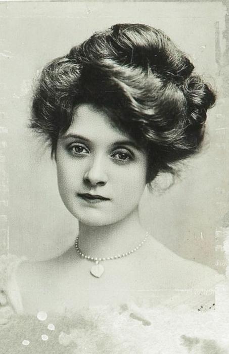 vintage photo of beautiful woman, digital art