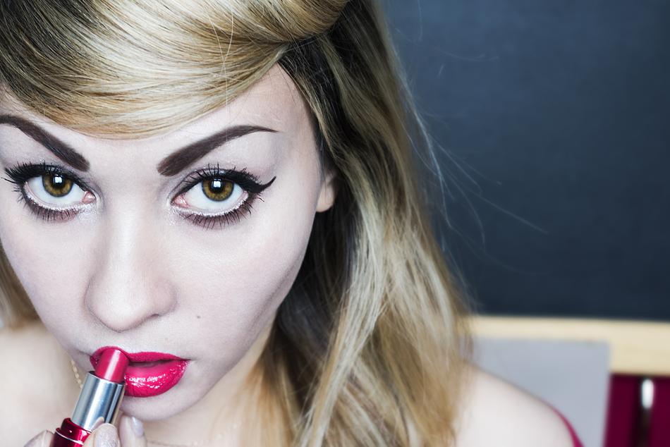 Beauty Model pink lips