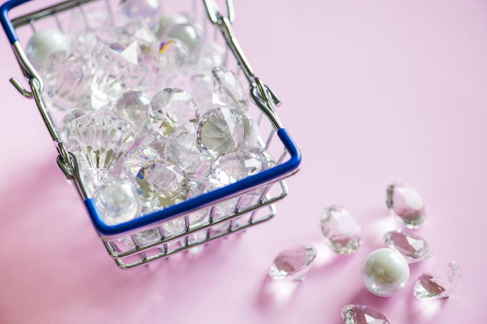 baser with crystals