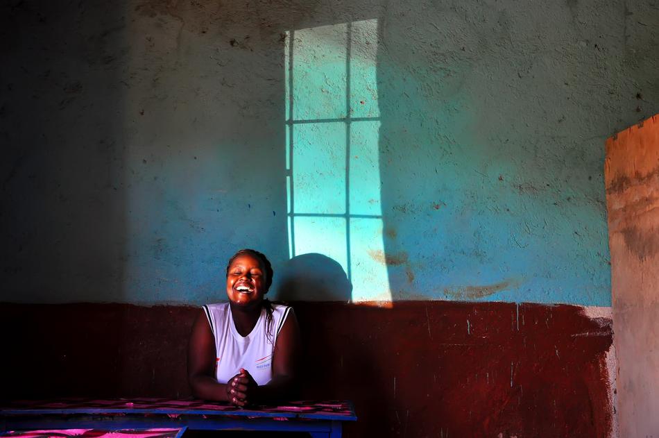 African human Laugh Window