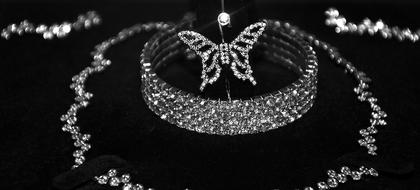 wedding accessories for bride