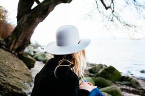 Girl white Hat