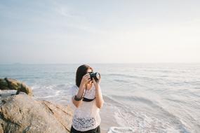 Camera Coast Female