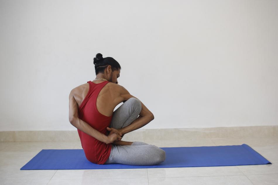 Yoga Yogi Men