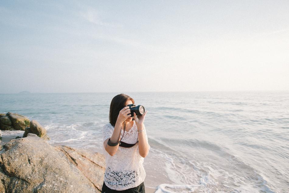 Camera Coast Female