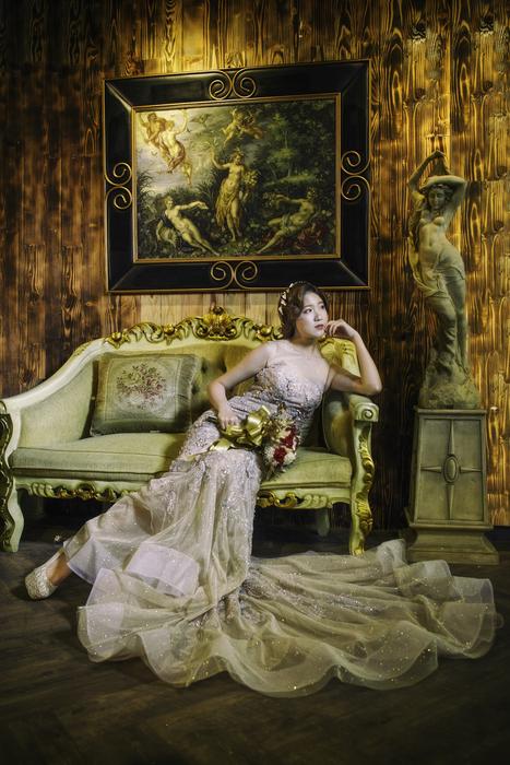 painted bride in a luxurious living room