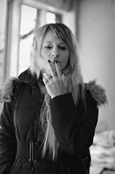 Smokes Cigarettes Tobacco Smoke