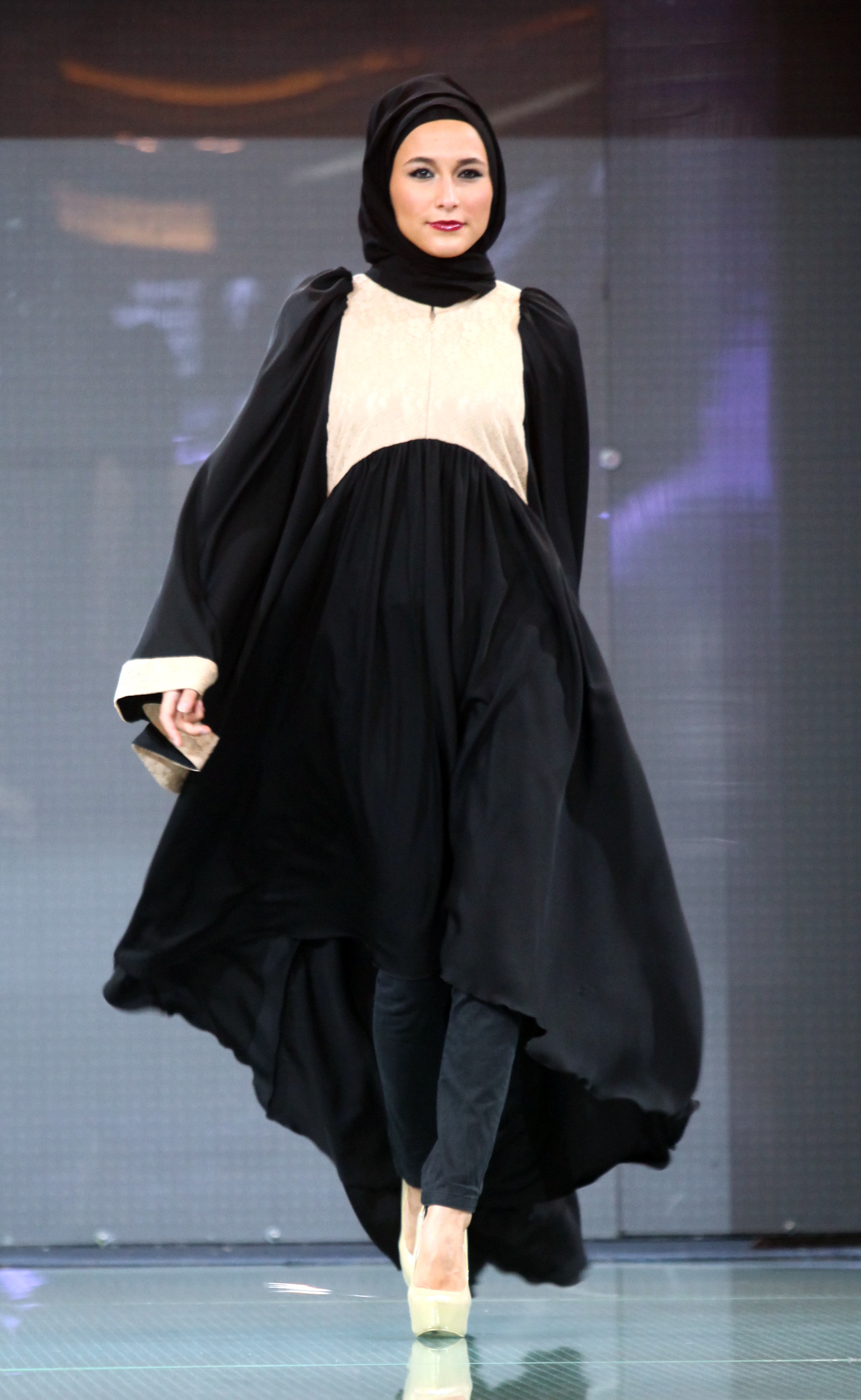 Fashion Show Runway Music Free Download 2026.Fashion Show Catwalk free image download