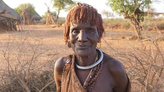Hamer Race Woman Old