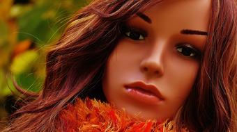 woman display dummy pretty face